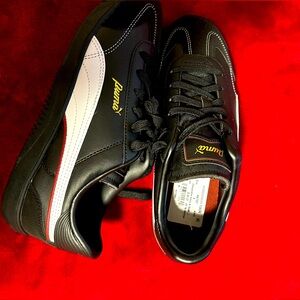 New size 9 Pumas